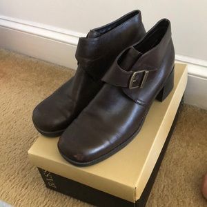 Women’s Bass Boots